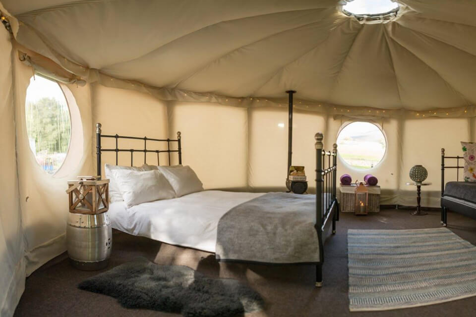 Masons Riverview Yurts Bolton Abbey Bed